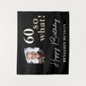 Zwart Grappig 60 Dus wat 60e verjaardag Achtergron Wandkleed (Voorkant)