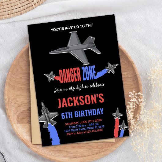 Zwart Grijs Fighter Jet Verjaardag Uitnodigingen