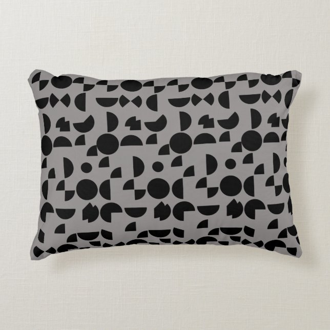 Zwart Grijs Modern Elegant Geometrisch Tribal Accent Kussen (Voorkant)