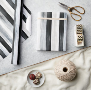 Zwart Grijs Witte Strepen Verjaardag Cadeaupapier