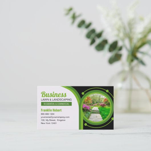 Zwart Groen Landscaping Maaien Grasonderhoud Visitekaartje (Staand voorkant)