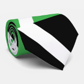 Zwart groene chevronstreep stropdas (Opgerold)