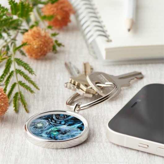 Zwart handje met schedel paneel sleutelhanger (Zijkant)