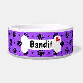 Zwart handschilderwerk voor afdrukken en hartspatr voerbakje