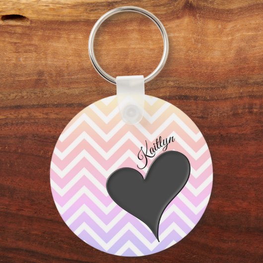 Zwart hart op Ombre Chevron Stripe met naam Sleutelhanger (Voorkant)