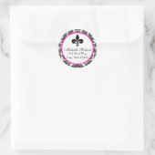 Zwart & Heet Roze Damast Fleur De Lys Adreslabel Ronde Sticker (Tas)