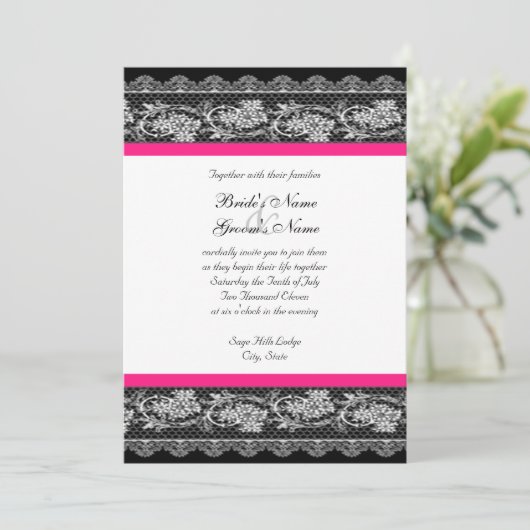 Zwart Heet Roze Kant Bruiloft Uitnodiging (Staand voorkant)