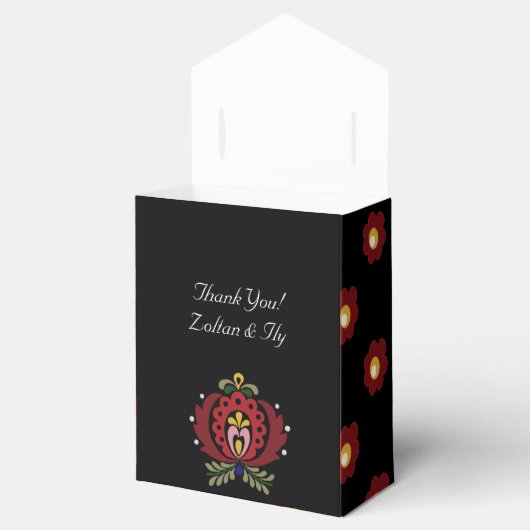 Zwart Hongaars Folk Design Bedankdoosjes (Geopend)