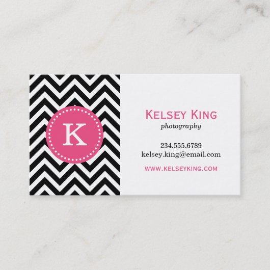 Zwart & Hot Roze Chevron Custom Monogram Visitekaartje (Voorkant)
