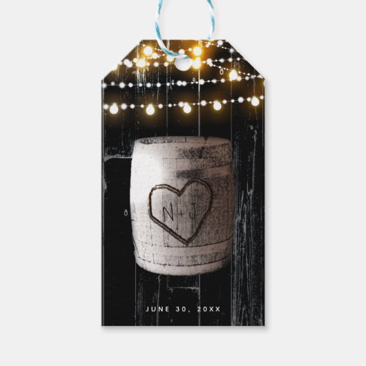 Zwart hout met lights & barrel Rustic Wedding Cadeaulabel (Voorkant)