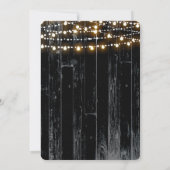 Zwart hout met lights & barrel Rustic Wedding Kaart (Achterkant)