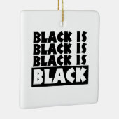 Zwart is zwart keramisch ornament (Rechts)