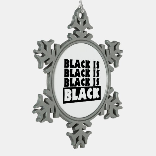 Zwart is zwart tin sneeuwvlok ornament (Links)