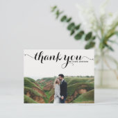 Zwart kalligrafie script bruiloft foto dank u briefkaart (Staand voorkant)
