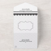 Zwart Kant op Witte Aangepaste Bruiloft All In One Uitnodiging (Buitenkant)