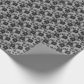 Zwart kant patroon op witte achtergrond cadeaupapier (Hoek)