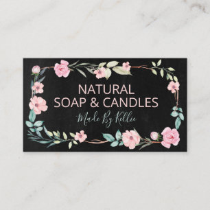 Zwart karton met handgemaakte zeep en kaarsen visitekaartje