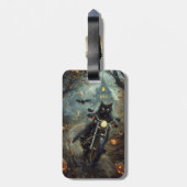 Zwart Kat Rijden Motorfiets Halloween Eng Bagagelabel (Achterkant verticaal)