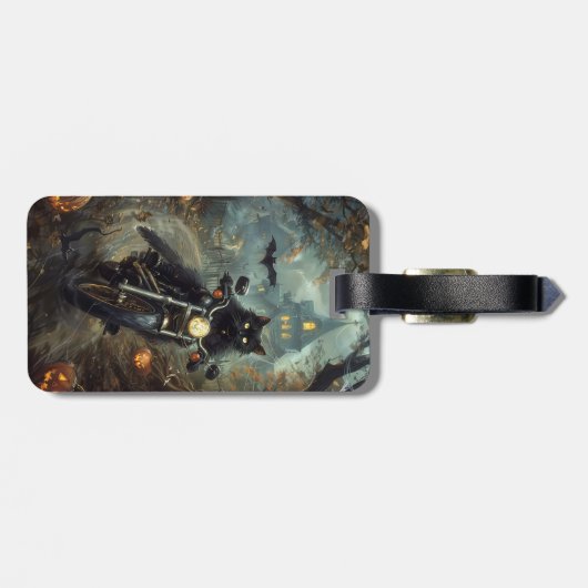 Zwart Kat Rijden Motorfiets Halloween Eng Bagagelabel (Achterkant horizontaal)