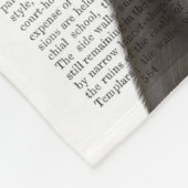 Zwart katje met Pet van Fabulous Fleece Deken (Hoek)