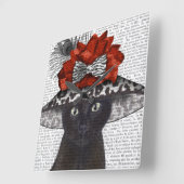 Zwart katje met Pet van Fabulous Vierkante Klok (Hoek)