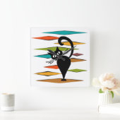 Zwart kattenontwerp uit de middeleeuwen vierkante klok (Huis)