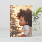 Zwart kind dat naar een kerstboom kijkt feestdagenkaart (Staand voorkant)