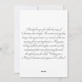 Zwart kind dat naar een kerstboom kijkt feestdagenkaart (Achterkant)