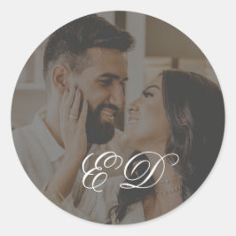 Zwart Klassieke Kalligrafie Monogram Foto Overlay Ronde Sticker