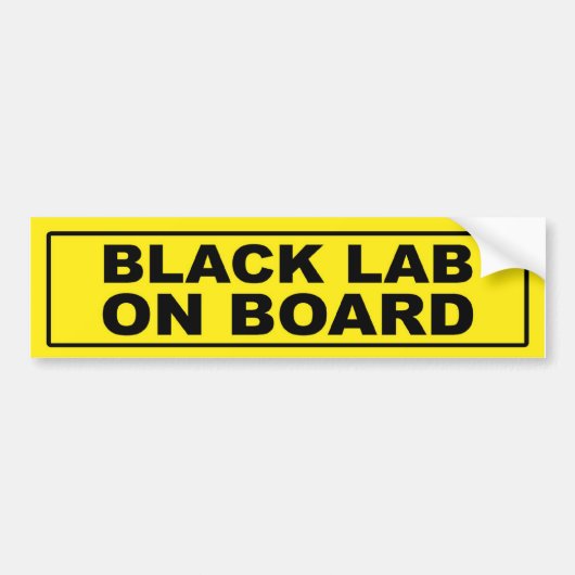 Zwart lab aan boord bumpersticker (Voorkant)
