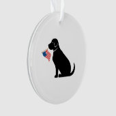 Zwart Lab Amerikaanse vlag Pet Memorial Liefde Ornament (voorkant)