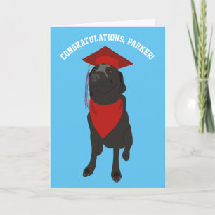 Zwart lab Dog in een Red Gradup Cap Custom Kaart