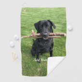 Zwart lab met twee sticks Dog Foto en naam Golfhanddoek (Insitu)