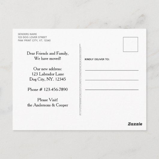 Zwart lab We hebben 'Dog Moving Announcement Post' Briefkaart (Achterkant)