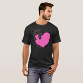 Zwart labrador en roze hart t-shirt (Voorkant volledig)