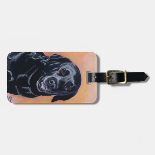 Zwart labrador glimlachen in licht bagagelabel (Voorkant horizontaal)