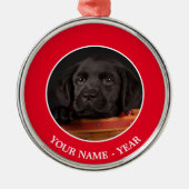 Zwart labrador rekwalvis in een mand metalen ornament (Voorkant)