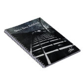 Zwart lederen handtas, speciaal gepersonaliseerd notitieboek (Rechterzijde)