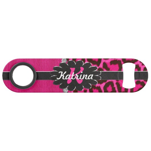 Zwart lederen monogram op roze Cheetah Speed Flessenopener (Voorkant (Horizontaal))