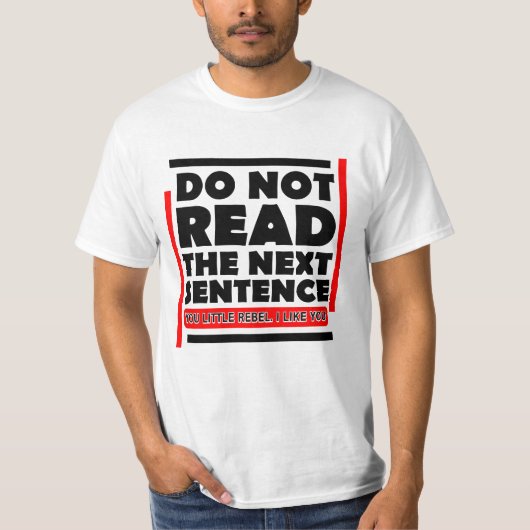 Zwart leest de volgende zinsnede niet. t-shirt (Voorkant)