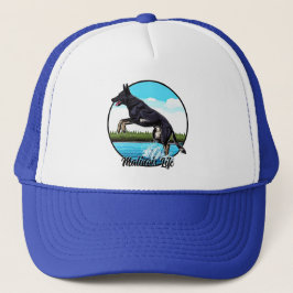 Zwart Malinois in Water Trucker Pet