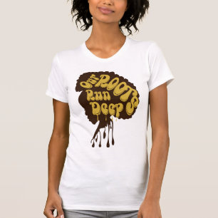 Zwart meisje goochelt T-shirt, onze wortels zijn d T-shirt