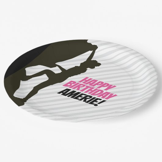 Zwart Meisje Rock Klimmen Papieren Bordje (Gekanteld)