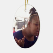 Zwart meisje wat meme keramisch ornament (Links)