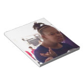 Zwart meisje wat meme notitieblok (Schuin)