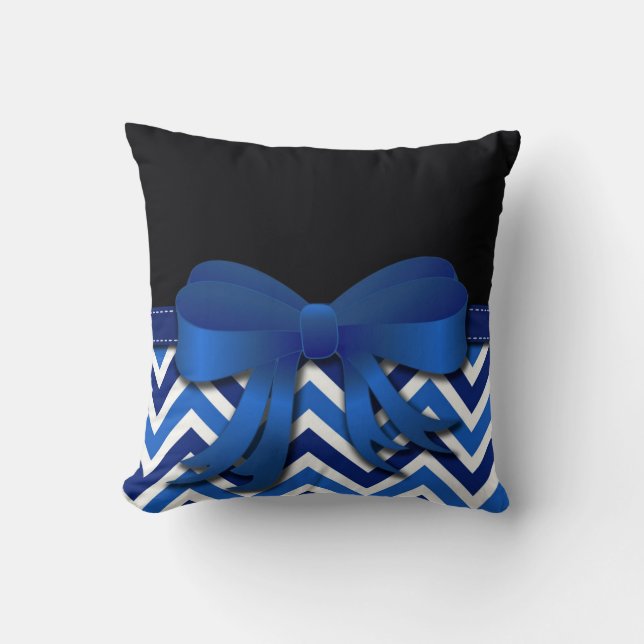 Zwart met Blauwe en Witte Chevron en Blauwe Bow Kussen (Voorkant)