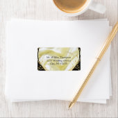 Zwart met goud op Champagne Silk Etiket (Insitu)