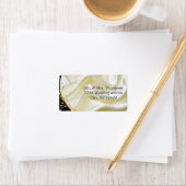 Zwart met goud op Champagne Silk Wedding Labels (Insitu)