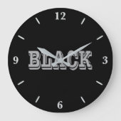 Zwart met grijze tekst op zwarte effen kleur grote klok (Voorkant)