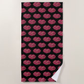 Zwart met rode lippen strandlaken (Voorkant)